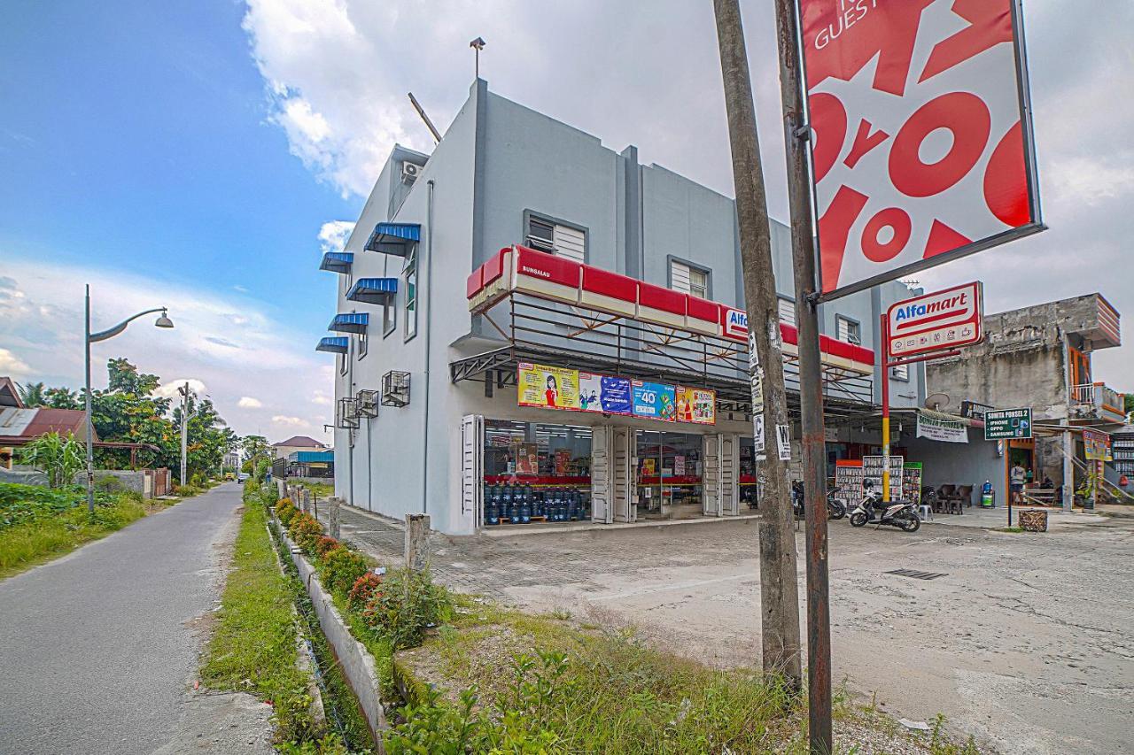 Oyo 90637 Rumah Ni Karo 메단 외부 사진
