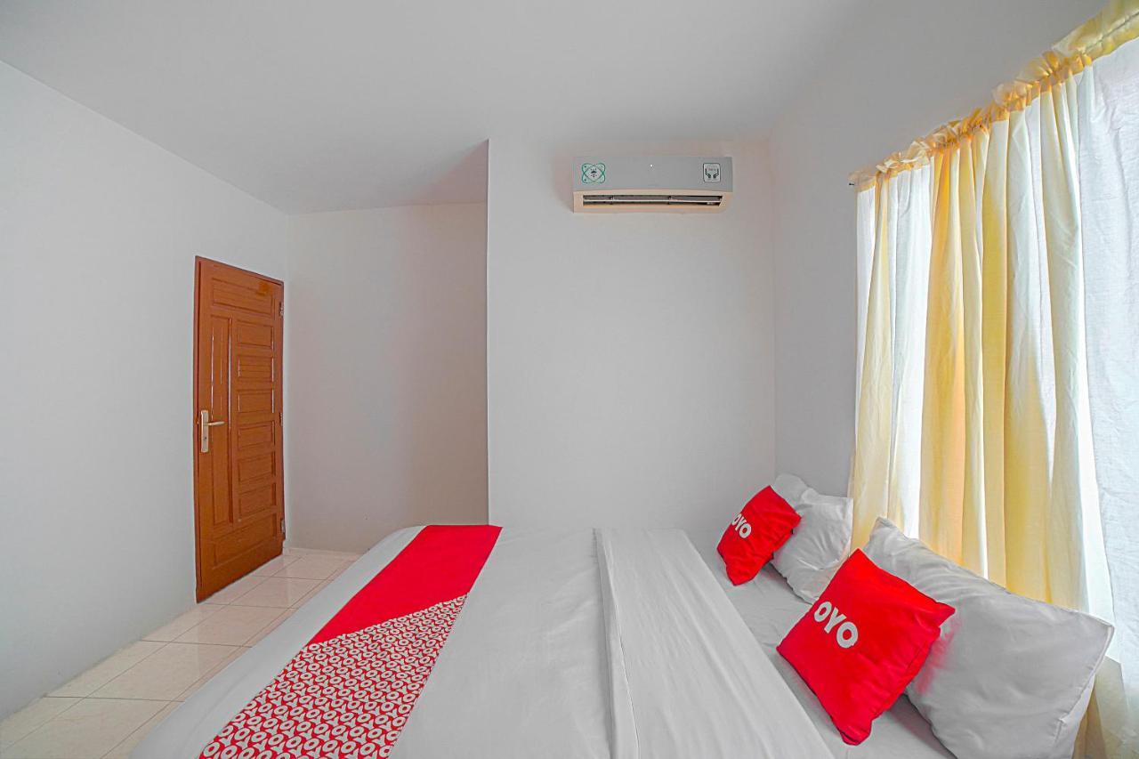 Oyo 90637 Rumah Ni Karo 메단 외부 사진