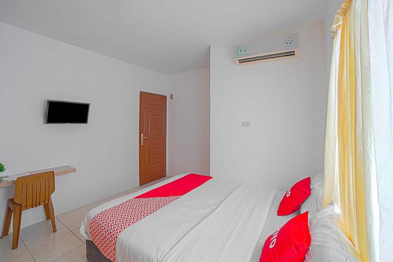Oyo 90637 Rumah Ni Karo 메단 외부 사진