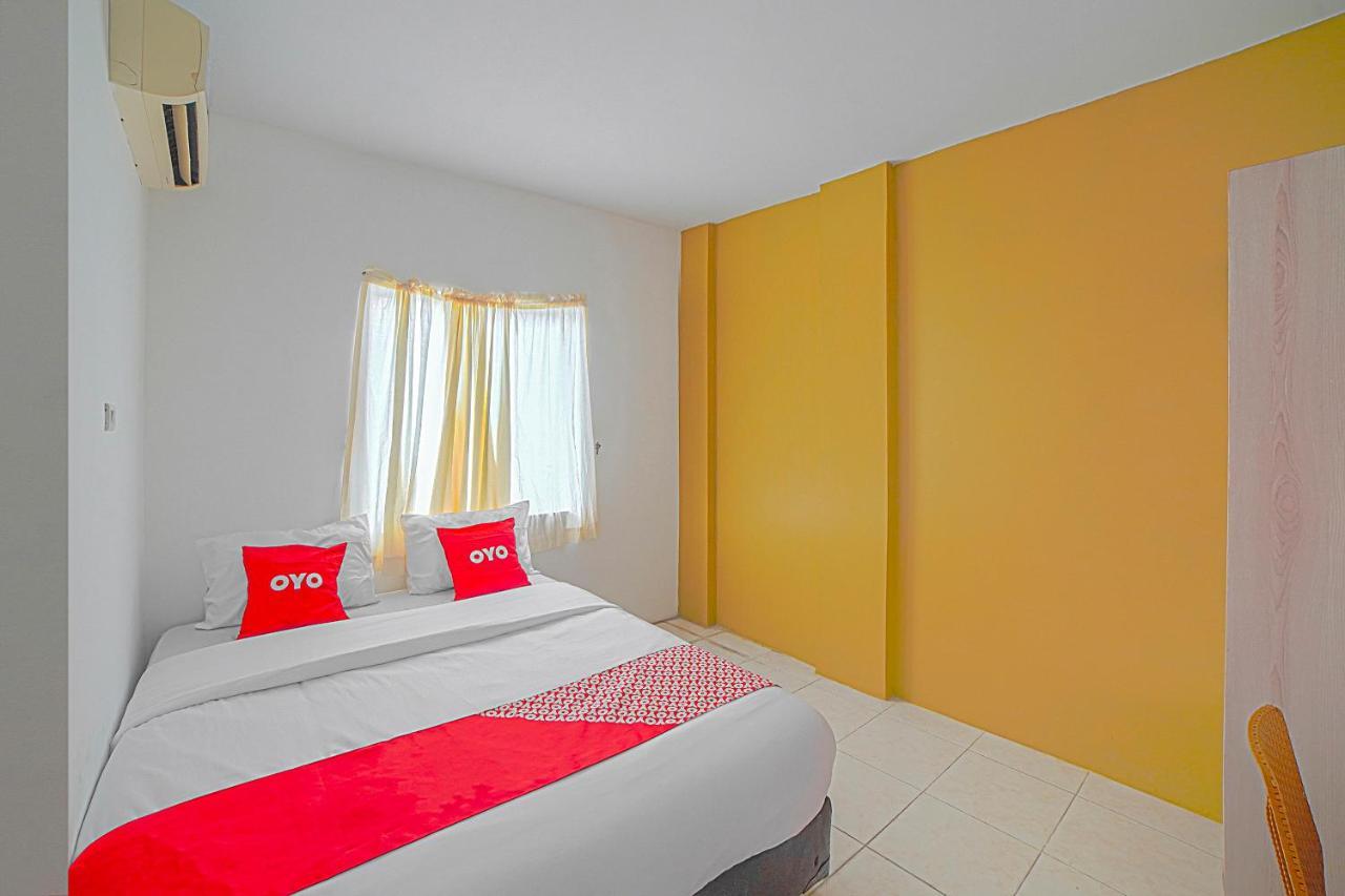 Oyo 90637 Rumah Ni Karo 메단 외부 사진